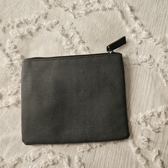 TUMI Accessory Pouch - Picture 2 of 5